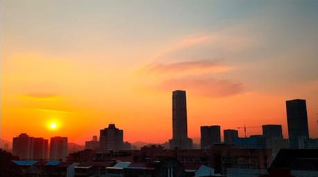 4K实拍城市晨光日出