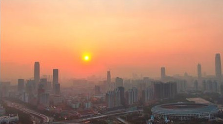 4K实拍城市日出雾霾