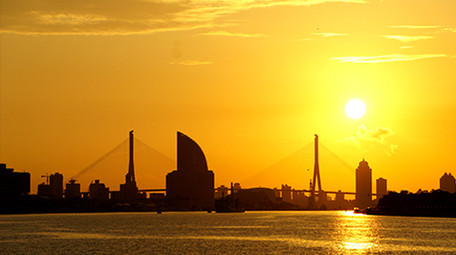 上海日出夜景延时摄影黄浦江美罗城中信泰富