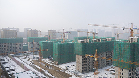 VLOG冬季下雪办公楼公路工地实拍素材