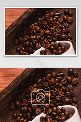 咖啡盘里从咖啡杯倒出的咖啡豆图片