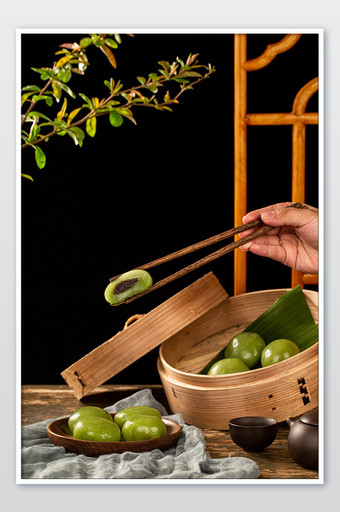 高清传统手工美食小吃清明青团摄影图图片