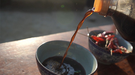 中国扶贫<strong>乡村</strong>美食土鸡制作舌尖上的美食唯美