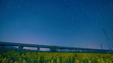 震憾高清油菜花田星空延时4k素材