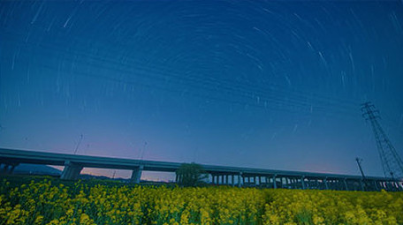 震憾高清油菜花田星空延时4k素材