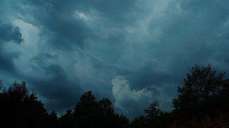 实拍黄昏天空云彩变换星空延时视频素材