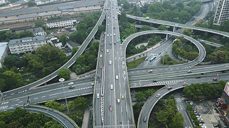 航拍城市交通道路立交桥高架航拍4k视频