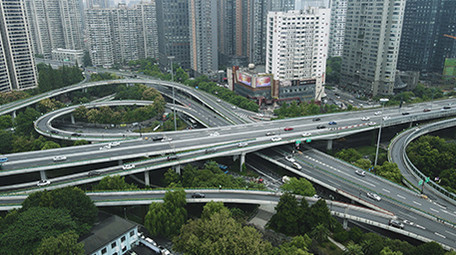 航拍城市交通道路立交桥高架航拍4k视频