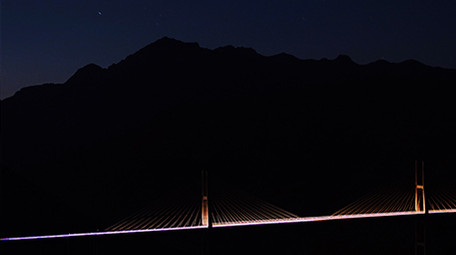 新疆乌鲁木齐大气城市车流夜景延时航拍