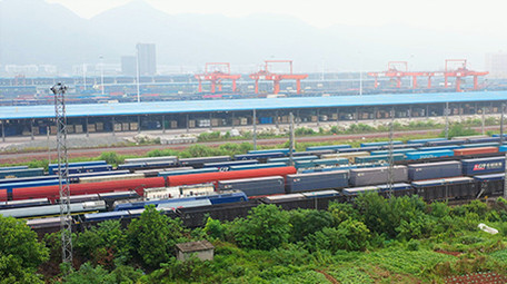 4K航拍重庆经开区物流运输中心视频素材