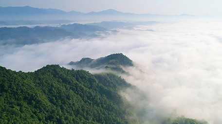 航拍浙江丘陵山区云海