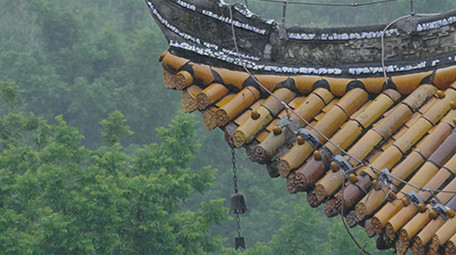 烟雨古风建筑实拍视频