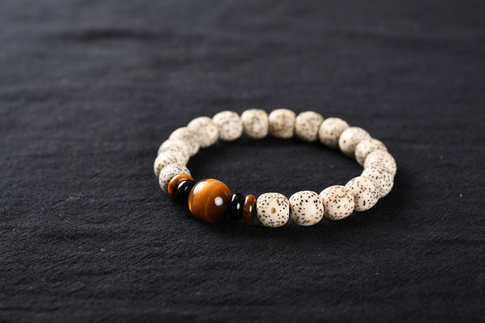 金虎晶石星月手串45度图片