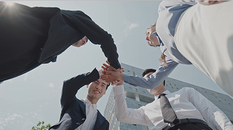 商务企业宣传办公广告人物男女笑容实拍视频