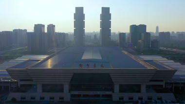 震撼航拍郑州东站高铁出入站企业宣传片素材