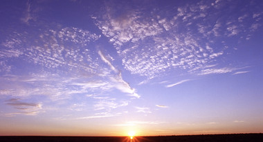 <strong>天空</strong>不同时间云彩实拍