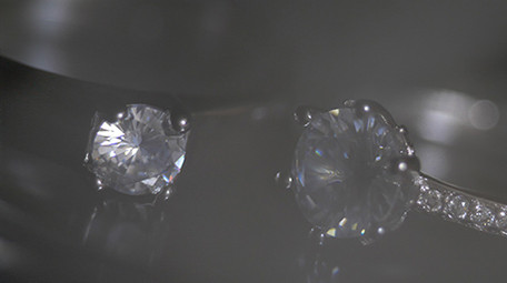 4k实拍婚礼戒指流光