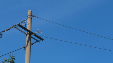 唯美<strong>乡村</strong>老建筑电线杆流云空镜头