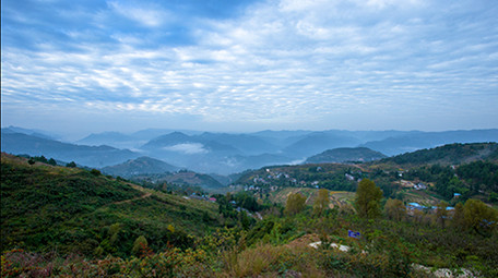 绿色生态乡村白云云雾延时摄影