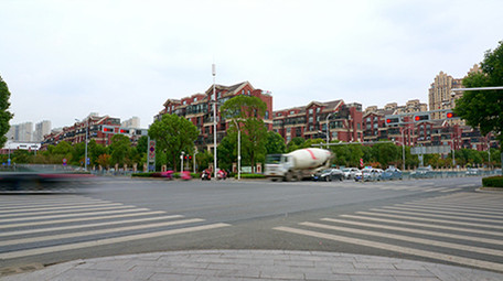 8K实拍城市交通十字路口车流延时摄影