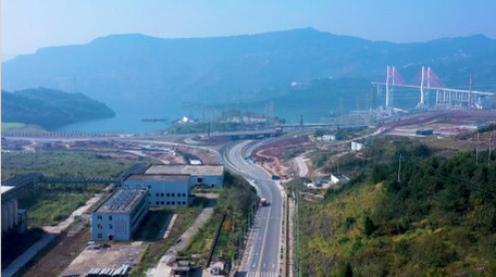 4K航拍高速公路车流互通实拍视频