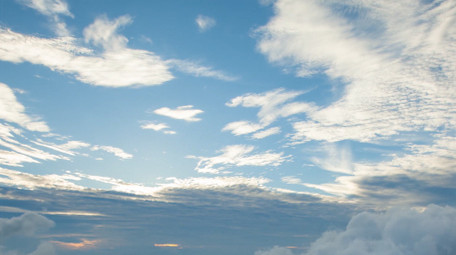实拍天空延时日出蓝天白云飘动动态视频素材