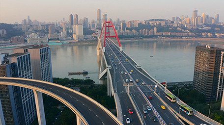 大气航拍重庆菜园坝长江大桥视频素材