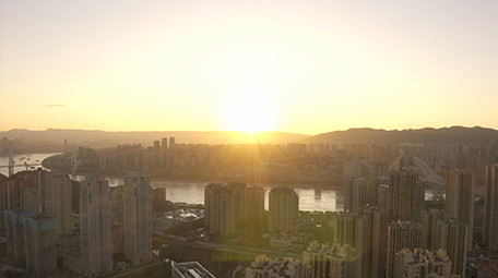 4K航拍重庆清晨日出唯美城市视频素材