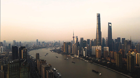 4k上海陆家嘴金融中心地标城市夕阳航拍