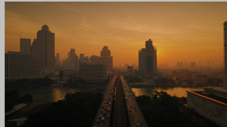 日出城市风光无人机航拍城市旅游