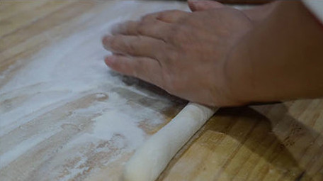 行业职业餐饮水饺工人手工水饺包水饺