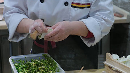 行业职业包水饺饺子馆手工水饺餐饮