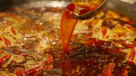 4k重庆火锅红汤锅底美食餐饮文化实拍