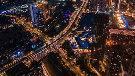 城市都市夜晚车流马路高楼大厦灯光延时