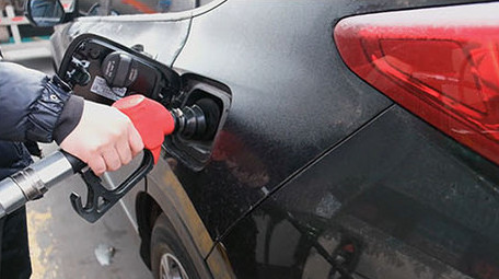 行业职业加油站汽车加油加油操作流程安全