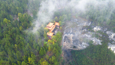 4K桃花源景区大山深处的世外桃源