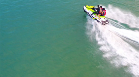 4K航拍激情摩托艇运动