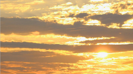 日出唯美太阳火烧云天空延迟拍摄