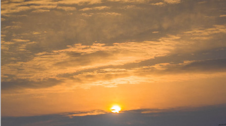 自然风景日出太阳升起天空延迟拍摄