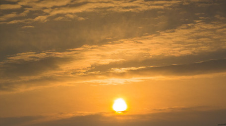 自然风景日出太阳升起天空延迟拍摄