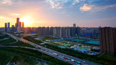 交通城市延迟拍摄车流马路高速阳光