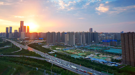 交通城市延迟拍摄车流马路高速阳光