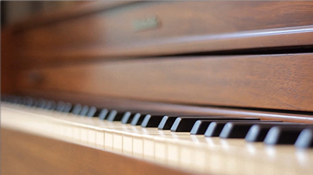 行业职业简约高端钢琴键钢琴内部实拍视频