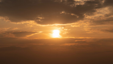 自然大气日落太阳落下云层天空变化延时