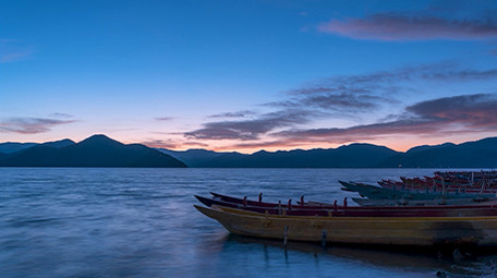 自然云南泸沽湖日出延时视频