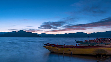 自然云南泸沽湖日出延时视频
