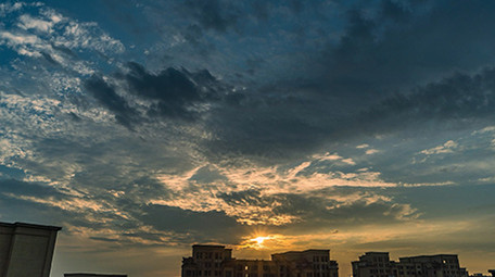 城市日出大气清晨朝阳日升天空变化延时