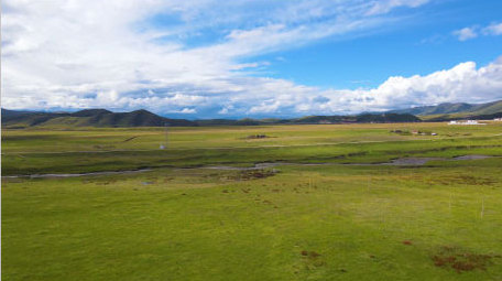 甘孜塔公草原自然风光4K航拍