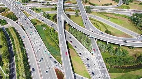 城市大气航拍河南郑州中州大道交通视频