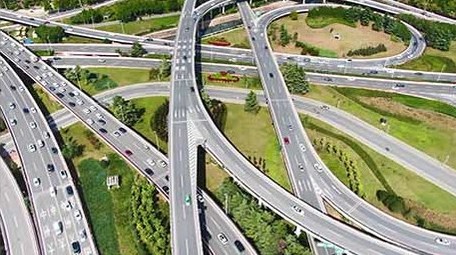 城市大气航拍河南郑州中州大道交通视频